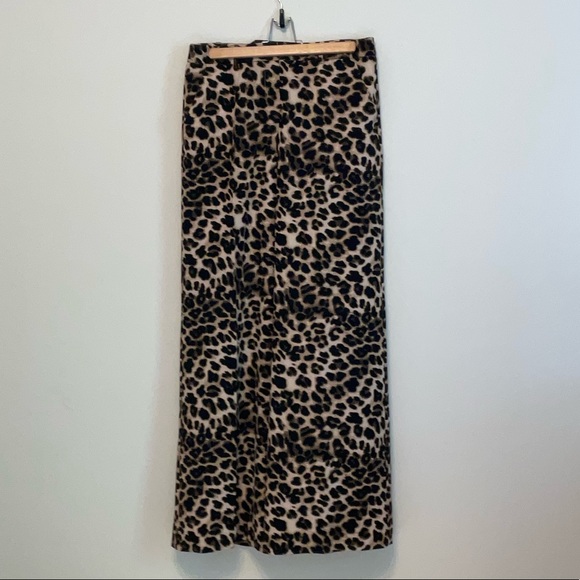New York and Company Animal Print Cheetah - Picture 2 of 6